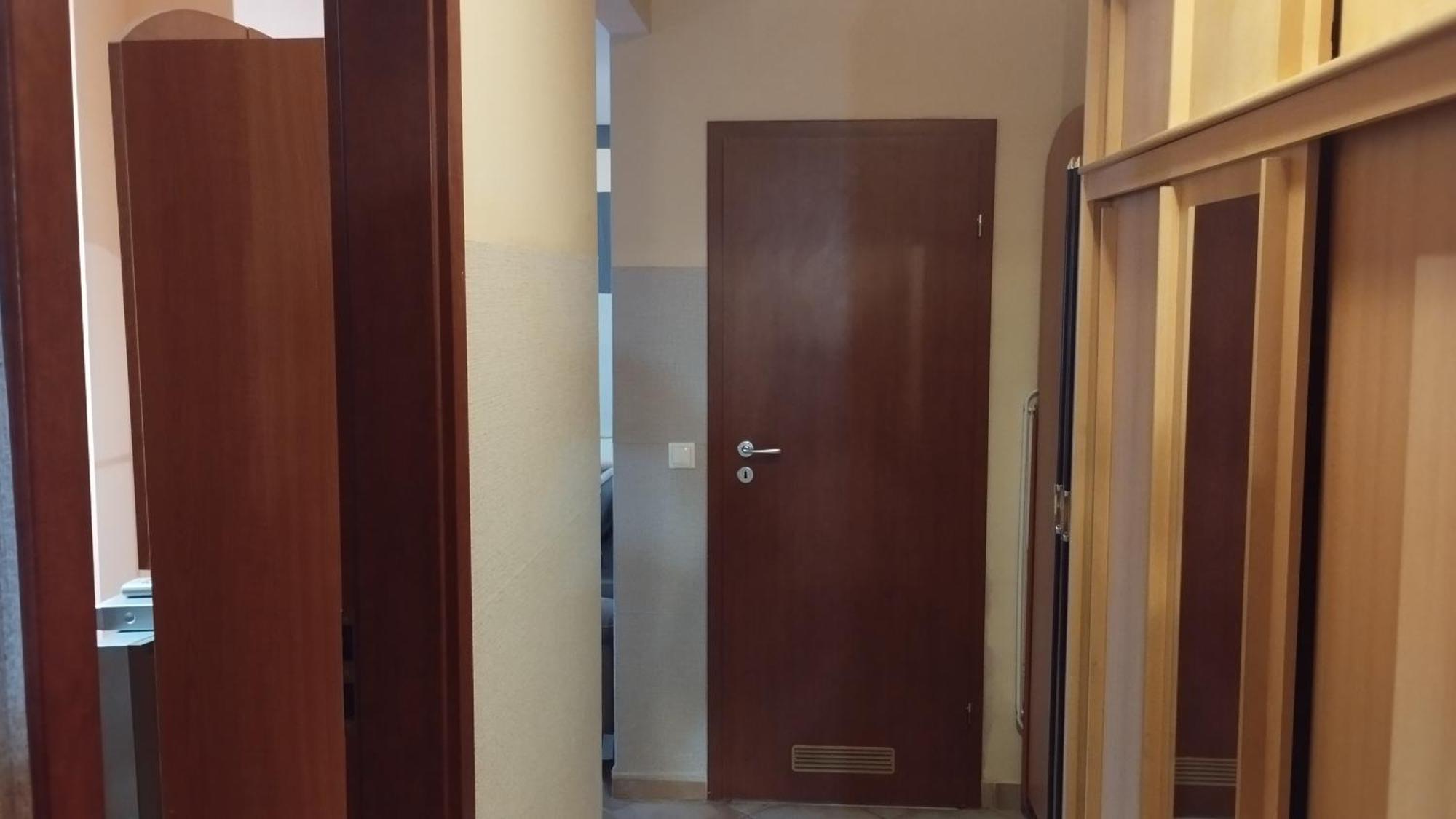 Tommy Apartman Hajdúszoboszló Buitenkant foto
