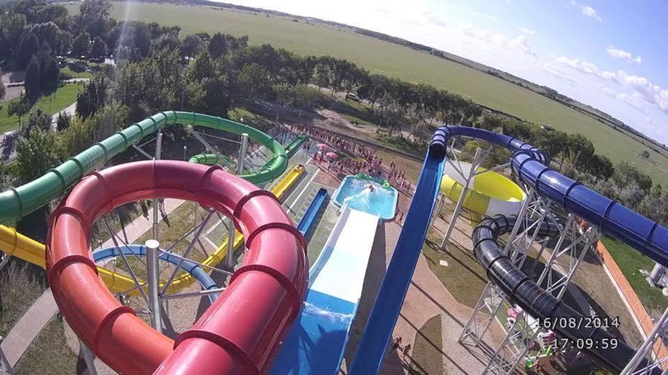 Tommy Apartman Hajdúszoboszló Buitenkant foto