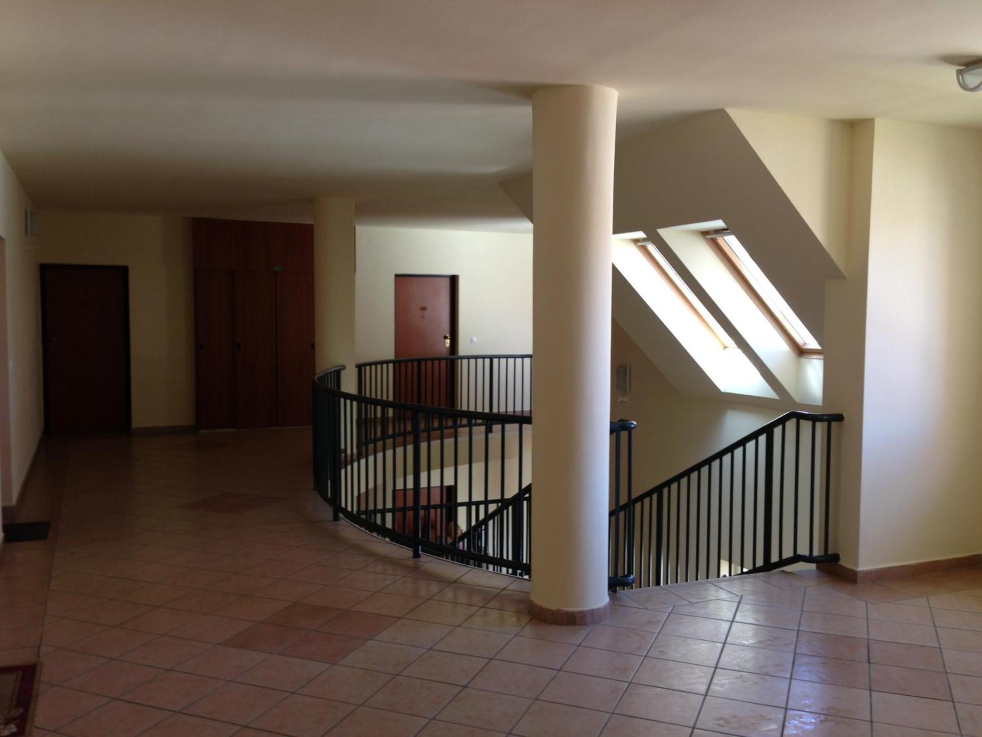 Tommy Apartman Hajdúszoboszló Buitenkant foto